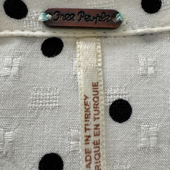 Free People Long Sleeve Polka Dot Blouse with Snap Closure Size M - Picture 3 of 4